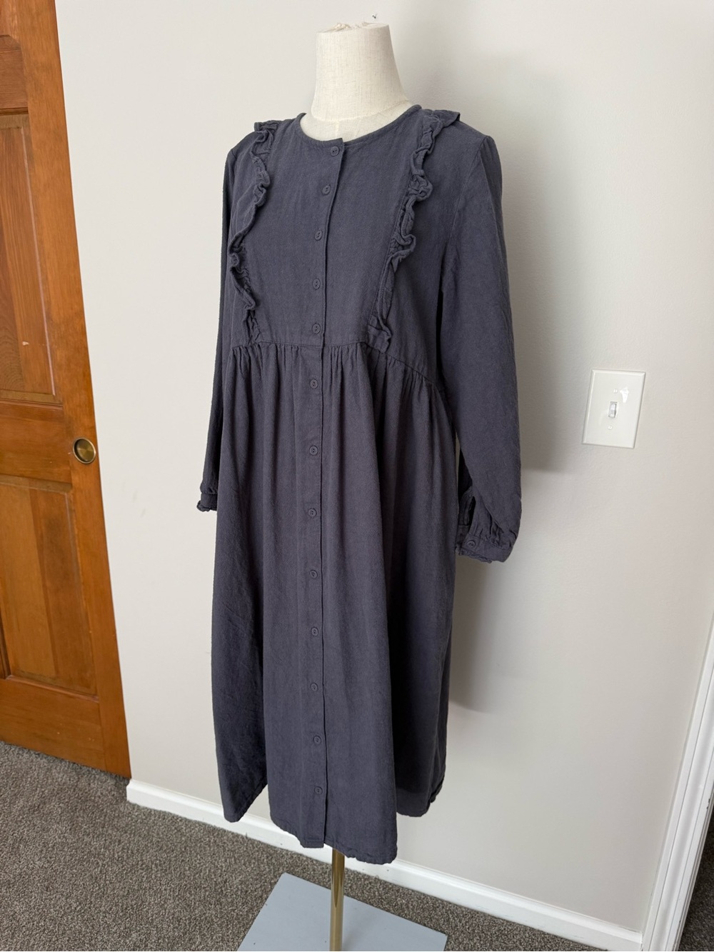 Samansa Mos2 Japanese cotton linen washed black ruffle button front dress